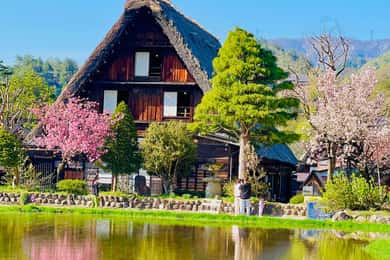 Z Kanazawy/Toyamy: Jednodenní výlet do Shirakawago a Takayamy