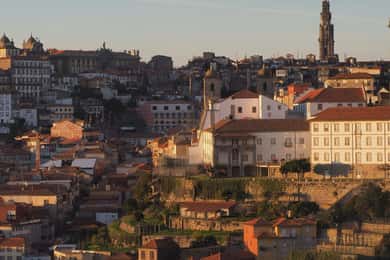 Porto: Sunset Walking Tour with Port Wine Tasting