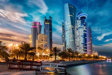 Doha: Guided City Tour to Souq Waqif, Katara, & Pearl-Qatar