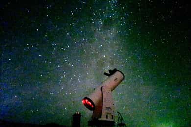 Perth: Sullivan Rock Sunset and Stargazing Hike