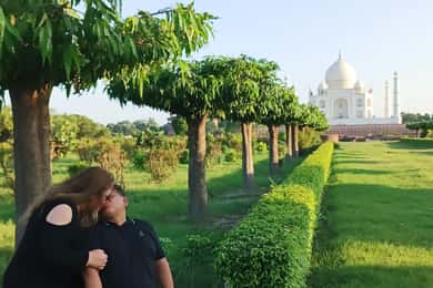 Desde Jaipur: Excursión nocturna de 2 días al Taj Mahal en coche
