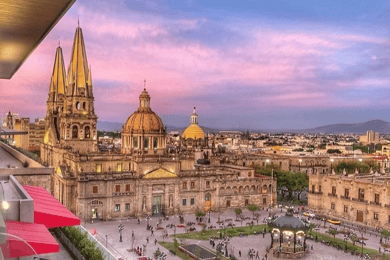 Guadalajara : Must-See Sites Walking Tour With A Guide