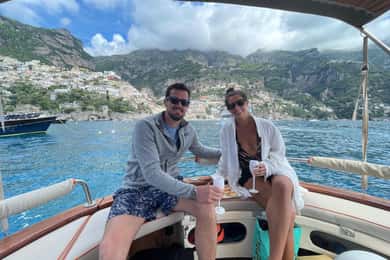 Da Ischia: esperienza in barca di Positano e Amalfi di una giornata intera