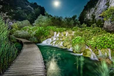 Plitvice-sjöarna: Guidad vandringstur med tåg och båttur