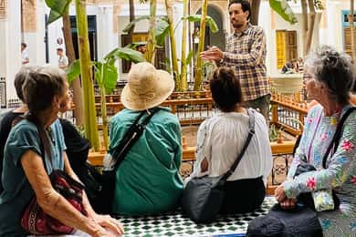 Explorați cele mai atractive obiective turistice din Marrakech-tur comun
