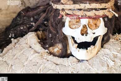 Visita ao cemitério de Chauchilla