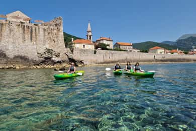 Budva: Kajak- oder SUP-Verleih mit Schulung und Routen