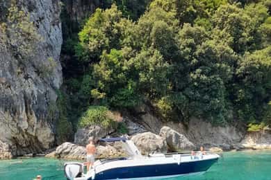 Saranda: tour in barca alla Grotta Nascosta, Gremina, Kakome e Krorez