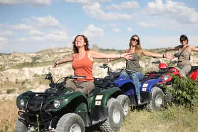 Kapadokya'da 2 Saatlik Gün Batımı ATV (Quad Bike) Turu