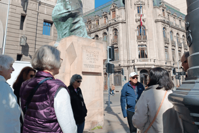 Santiago "Von der Gründung zur Macht: eine Reise durch die Seele Santiagos".