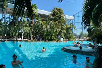 From Bucharest: VIP Trip to Therme