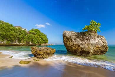 Bali: Uluwatu Beaches Tour with Padang Padang and Suluban