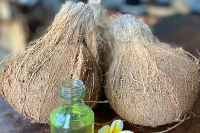 Z Ubud: Tradycyjny olej kokosowy z Bali