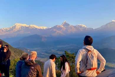 Pokhara: Sarangkot Sunrise & World Peace Pagoda Sunset Tour
