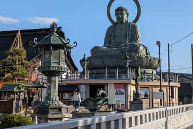 From Kanazawa: Takaoka, Metalworking Experience & Toyama Bay