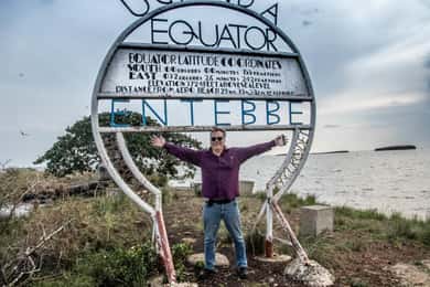 Entebbe: Equatar Line Tour & Victoria Lake Sunset Boat Ride