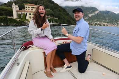 Lake Como: Proposal Boat Tour and professinal Photoshoot