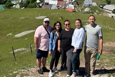 Von Sarajevo aus: Private Lukomir Dorf 4x4 Safari