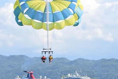 Traslado particular para a atividade de Parasailing em Montego Bay