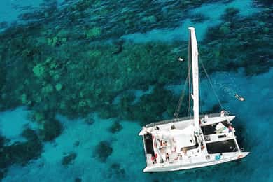 Maalaea: West Maui Snorkeling & Sailing Day Trip with Lunch