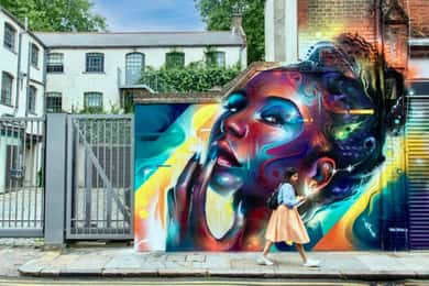 London: East End Private Tour with a Local Guide