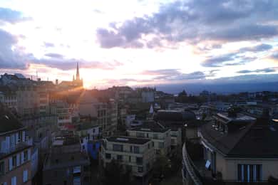 Lausanne: Cultural and Historical Guided Walking Tour