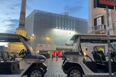 Rome : Visite privée de Rome en voiturette de golf au crépuscule avec Aperitivo