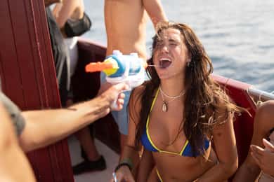 Split: Sunset Boat Party z DJ-ami na żywo i kąpielą w Błękitnej Lagunie