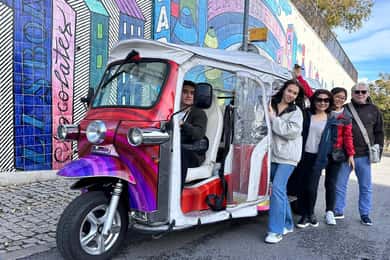 Lissabon: Tuk-Tuk-Tour durch die Altstadt