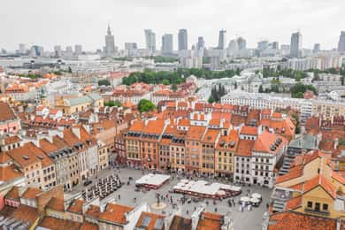 Warsaw: Express Walk with a Local in 60 minutes