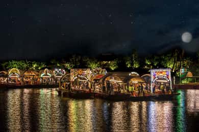 From Playa del Carmen: All-Inclusive Xoximilco Park Admission