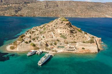 Elounda: Spinalonga Guided Boat Tour with BBQ and Swimming