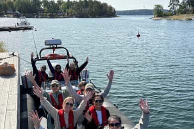 Guidade skärgårdsturer med motorbåt från Saltsjöbaden