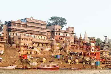 Varanasi: Private Customizable Walking Tour with Local Guide