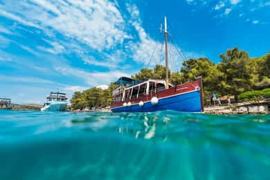 Zadar: Rejs wycieczkowy do zatoki Kornati, lokalne życie i lunch