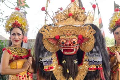 Ubud: Barong Dance and Keris Cultural Dance Show Tickets