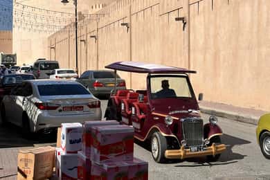 Muscat: zwiedzanie fortu Nizwa i targu Souq Jebel Akhdar