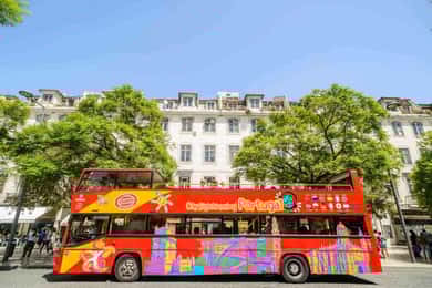 Lizbona: Wycieczka autobusowa hop-on hop-off z krajoznawczym zwiedzaniem miasta
