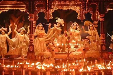 From Agra: Mathura Vrindavan Sightseeing Day Tour