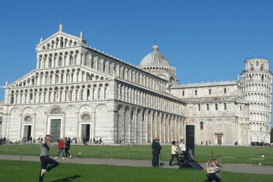 From Livorno: Guided Day Trip to Florence and Pisa by Bus