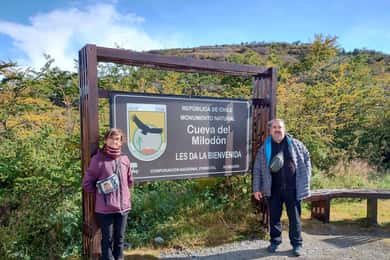 Punta Arenas: Full Day Torres Del Paine + Cueva del Milodon