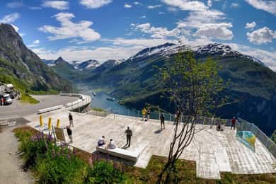 Från Hellesylt: Geiranger Highlights Tour med fotostopp