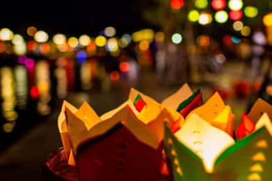 Hoi An: Nattlig båttur på Hoai-elven og flytende lykter
