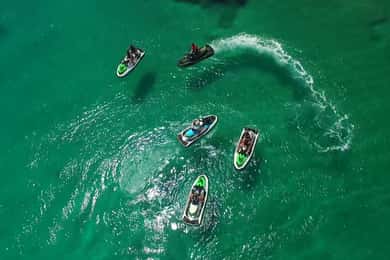 Depuis Propriano, tour en Jetski de la Cala d'Aguillia - 2 h
