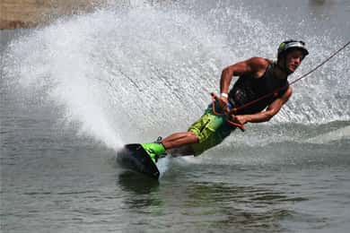Water sports in Bratislava - Wakeboarding/Waterski/Kneeboard