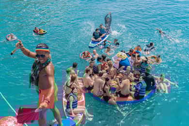 Nha Trang: Coral Reef Snorkeling and Floating Bar Party