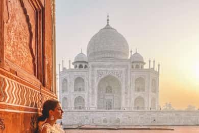 Agra: Excursión sin colas al Taj Mahal al amanecer con Mausoleo
