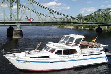 Potsdam: Yachttour - Berliner Seen - Schlösser & Natur