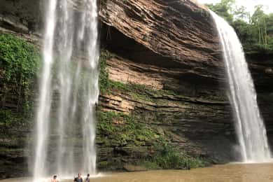 Aburi Botanical Gardens, Cocoa Farm & Boti Falls Day Tour