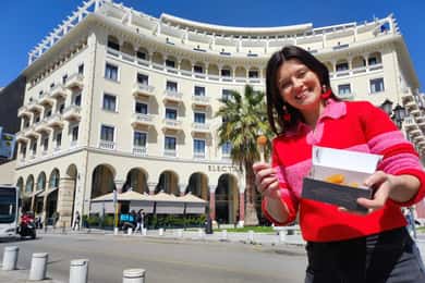 Tour gastrónomico tradicional griego con un local